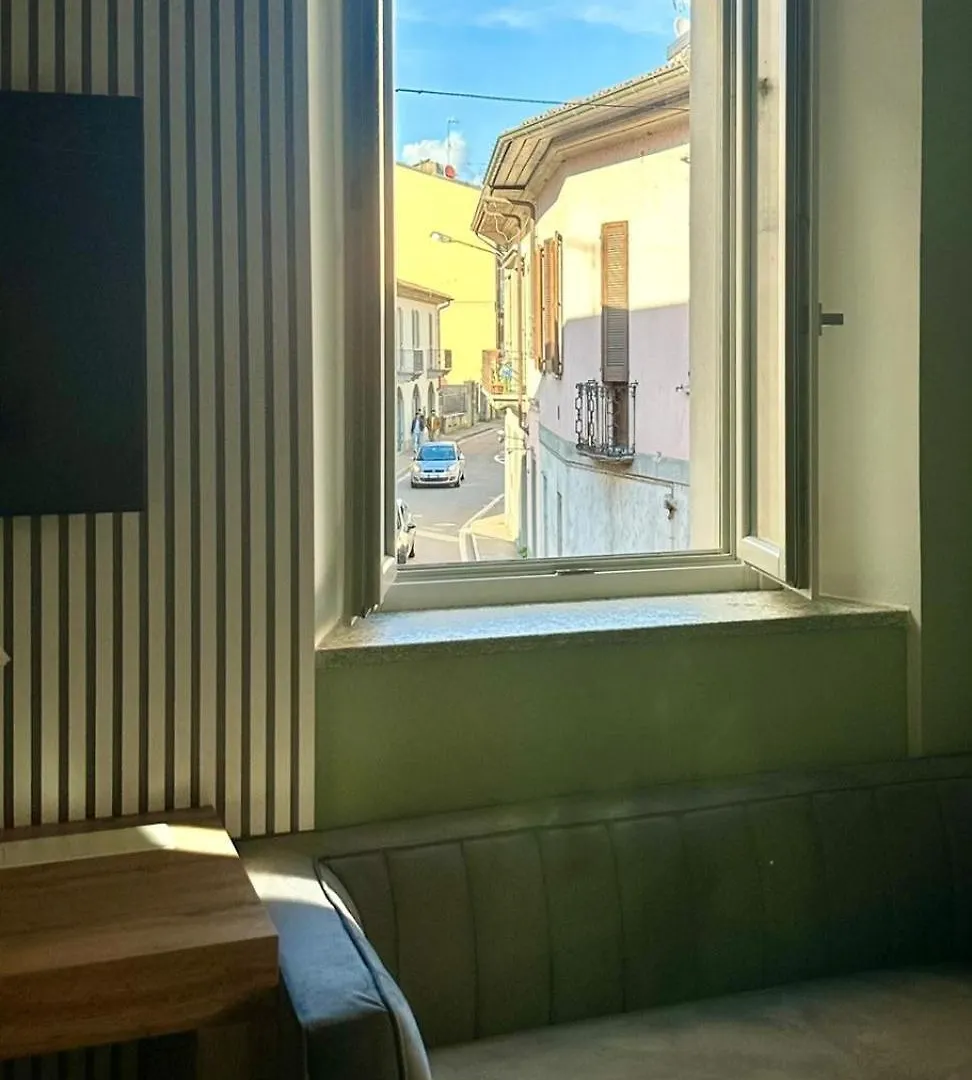The Captain'S Apartments Sirocco - City Center Leonardo Academy Sesto Calende